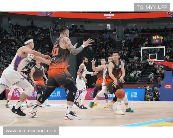 山东高速男篮三分火力全开，新赛季势不可挡